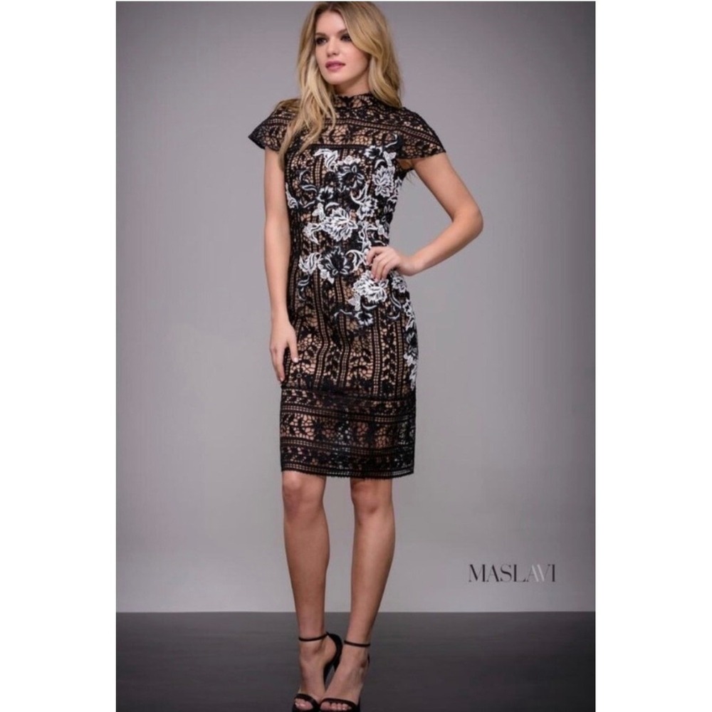 Maslavi Black White Floral Lace Capelet Sheath Dress High Neck Size 0
